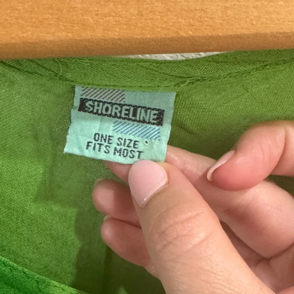 Shoreline Vibrant Green Dress with Sequin Details One Size - Picture 2 of 8